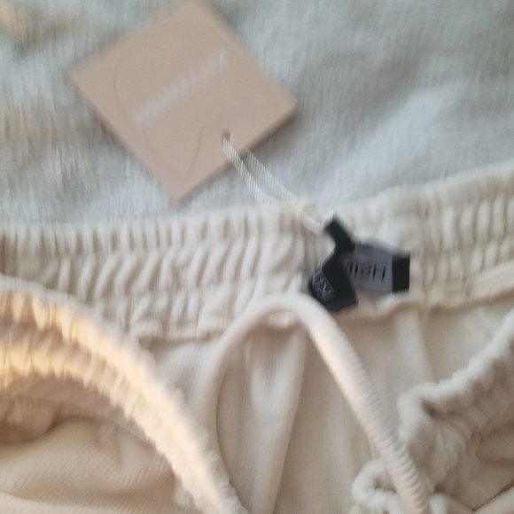 Kittenish Jessie James Decker BRIE JOGGER SET - Picture 13 of 13